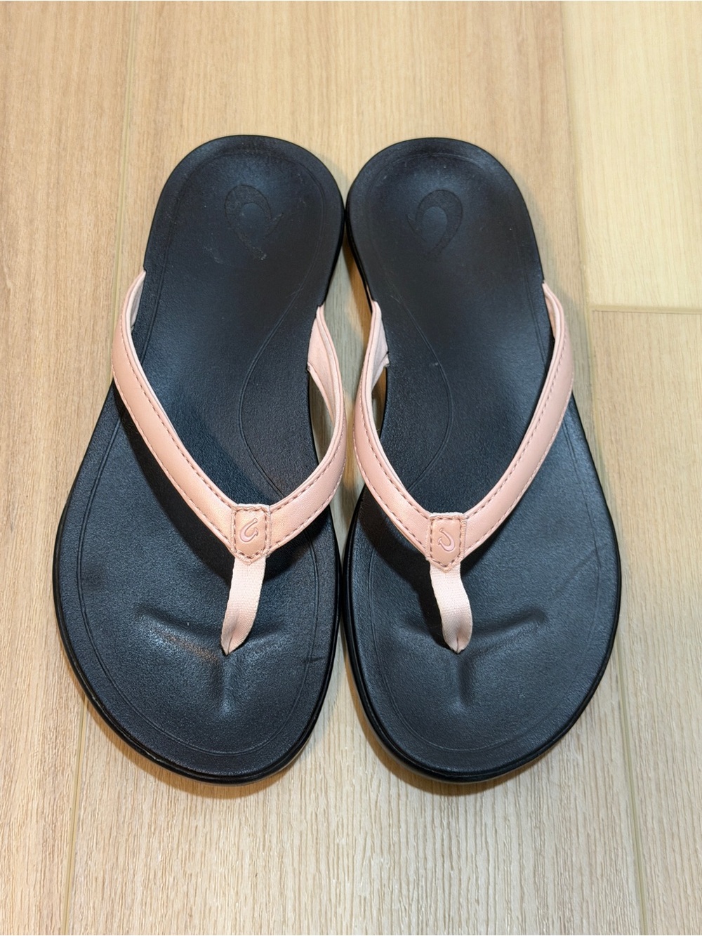 OluKai Ho‘ōpio Women's Flip Flops—Size 7